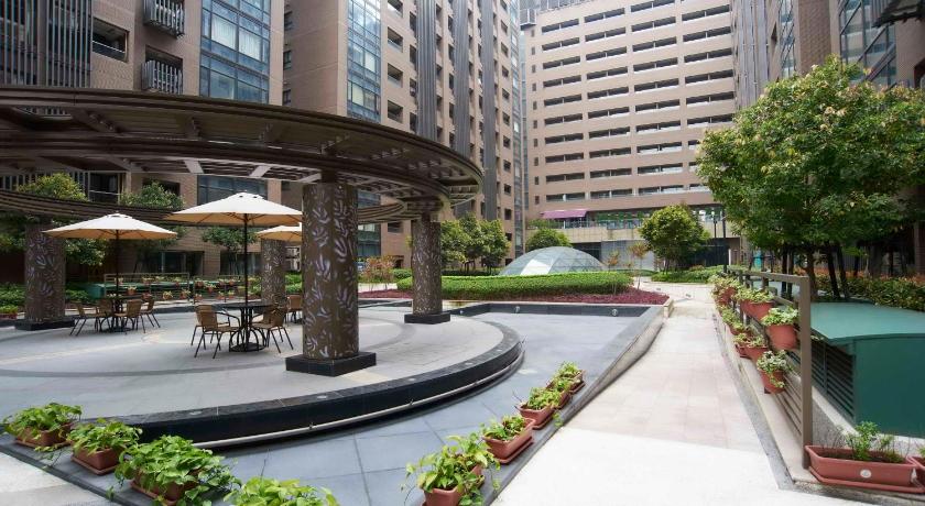 Master Hotel photo