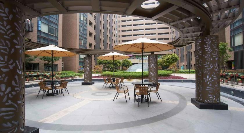 Master Hotel photo