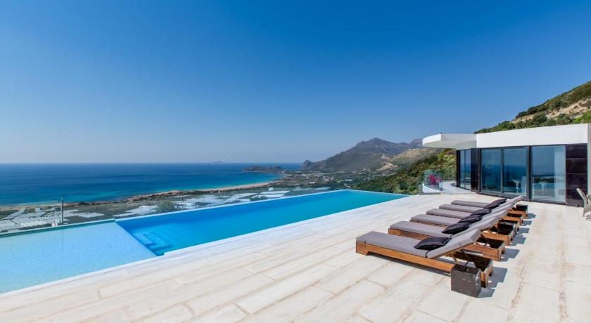 Villa Dione Palace — Hotel in Crete Island