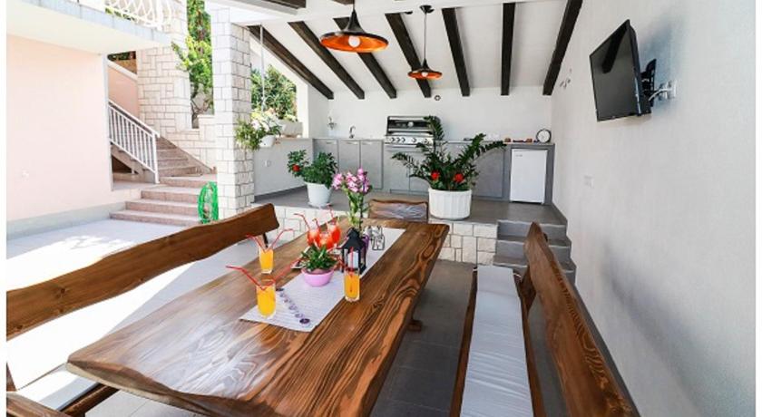 Apartmani Vesna Milisa — Hotel in Primosten