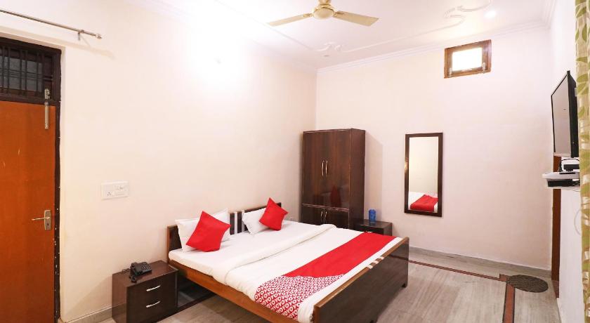 Rishi Homestead In Lucknow Room Deals Photos Reviews