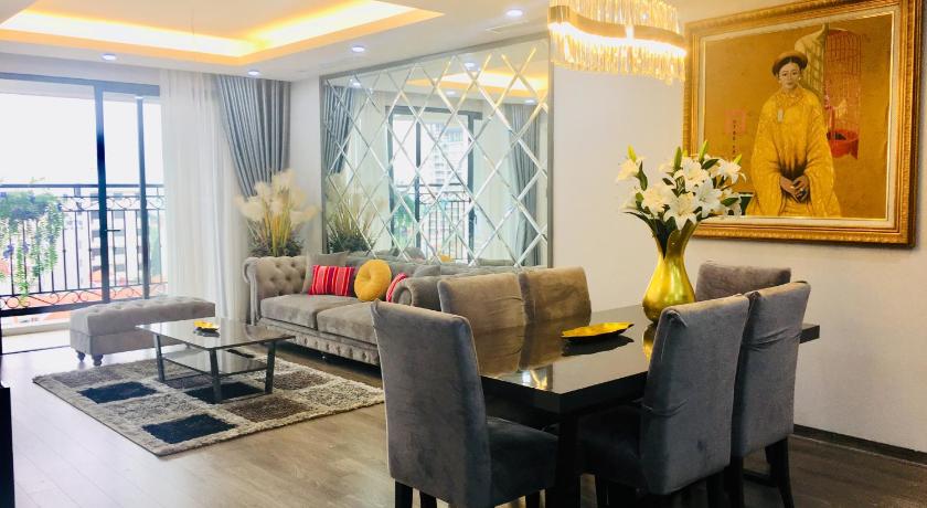 D Le Roi Soleil Luxury Apartment By Westlake In Hanoi Room