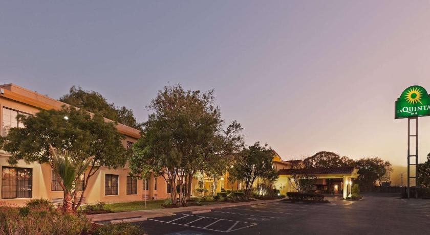 La Quinta Inn by Wyndham Austin Oltorf photo