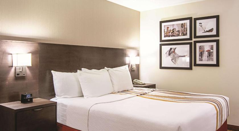 La Quinta Inn by Wyndham Vancouver Airport