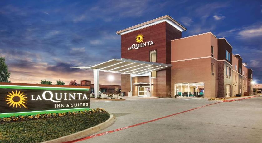 La Quinta Inn & Suites by Wyndham Dallas Northeast-Arboretum