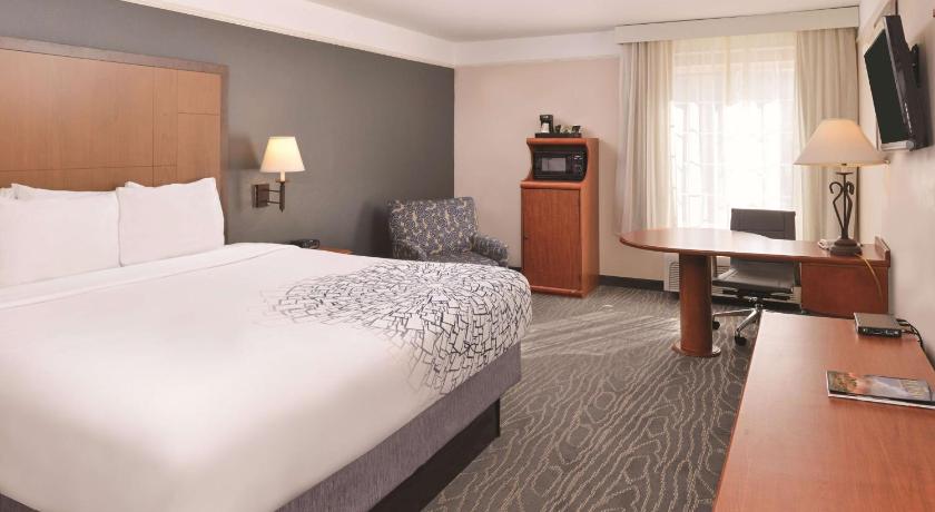 La Quinta Inn & Suites by Wyndham Ruidoso Downs