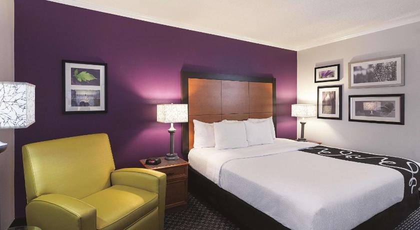 La Quinta Inn & Suites by Wyndham Baton Rouge Siegen Lane