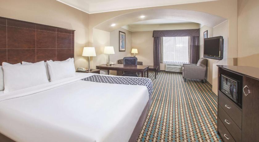 La Quinta Inn & Suites by Wyndham Bay City