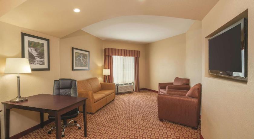 La Quinta Inn & Suites by Wyndham Verona