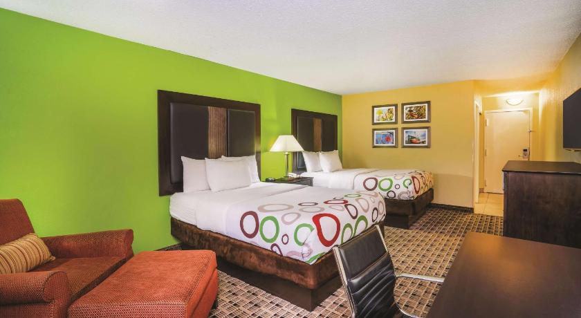 La Quinta Inn & Suites by Wyndham Baltimore S. Glen Burnie