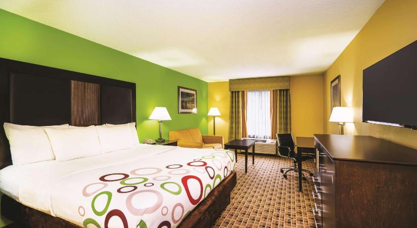 La Quinta Inn & Suites by Wyndham Baltimore S. Glen Burnie