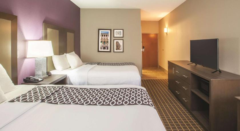 La Quinta Inn & Suites by Wyndham Mechanicsburg - Harrisburg