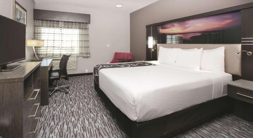 La Quinta Inn & Suites by Wyndham Amarillo Airport