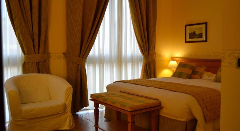 ローマ Seccy Hotel Boutique Art & Museum 4つ星 ホテル スイート