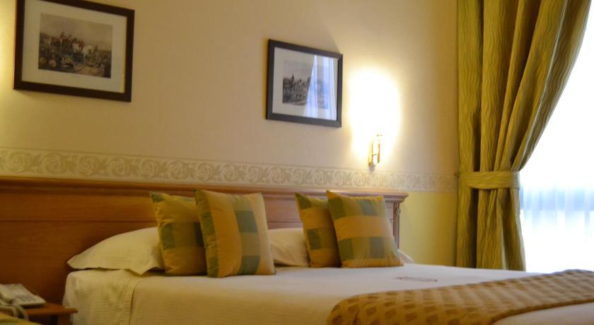 ローマ Seccy Hotel Boutique Art & Museum 4つ星 ホテル 外観