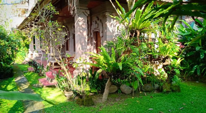 Uma Kutuh Bungalows – Ubud, CO