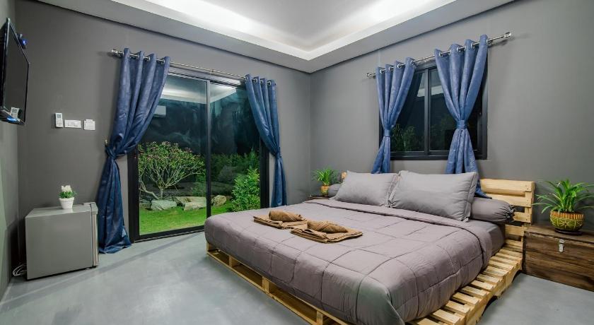 Hua Hin Lae I Aoon photo