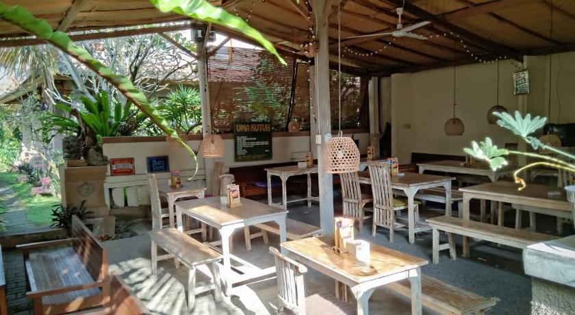 Uma Kutuh Bungalows – Ubud, CO