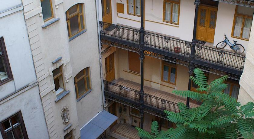 Five Season's Apartment photo