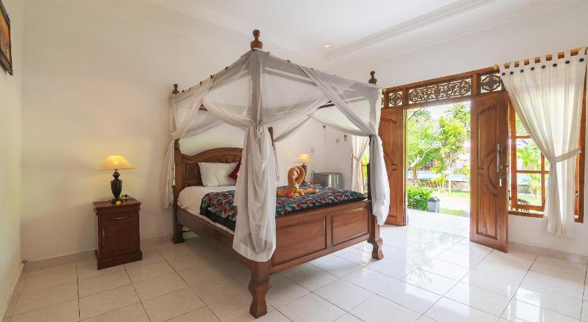 Image of Superior Bungalow 0