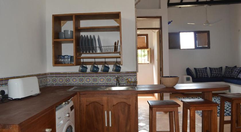 Dragonfly Cottage Entire House Bagamoyo Deals Photos Reviews