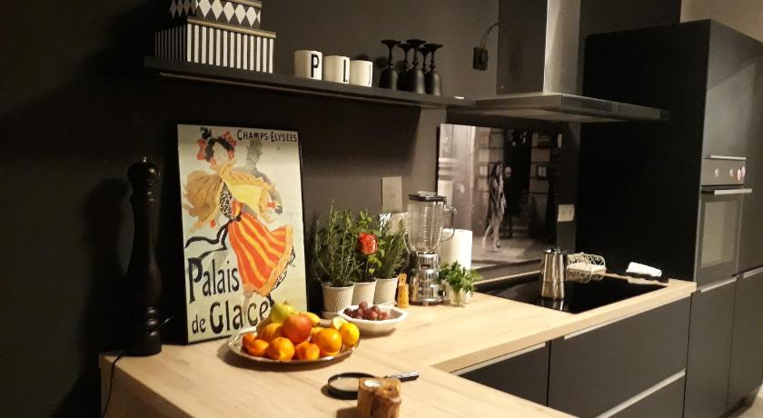 Luxury Old Town Apartment Pula — Hotel in Pula
