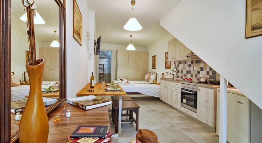 Studios Costas — Hotel in Corfu Island