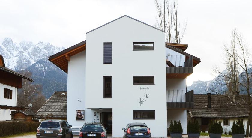 Villa Rienzner — Hotel in Dobbiaco