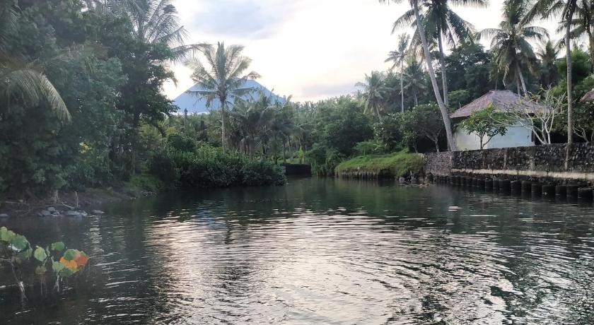 Tampilan Jasri Dalem Surf Retreat