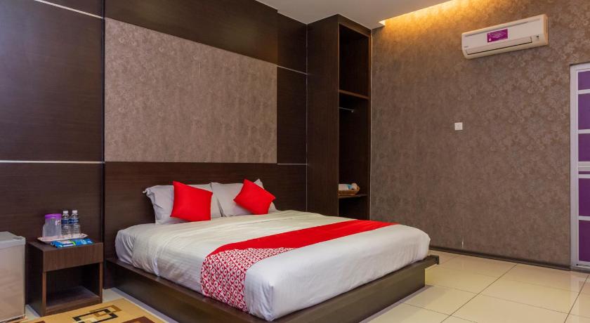 Bukit Gambir Remember Hotel Bukit Gambir 2-Star Hotel room