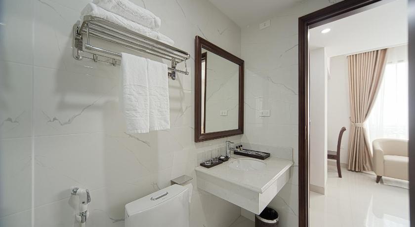 Image of Junior Suite with Ocean View 2