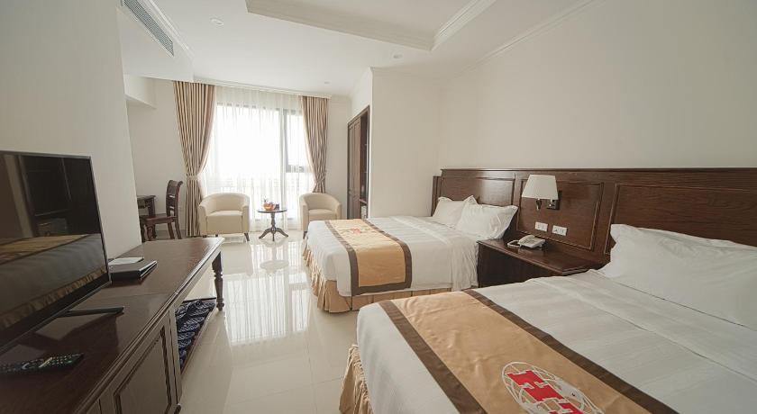 Image of Studio with Sea View 0