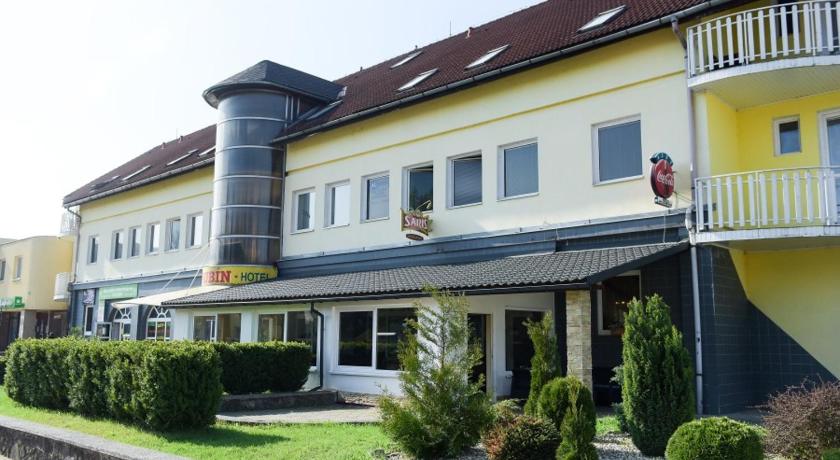 Hotel Rubin photo