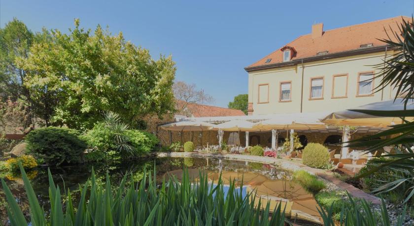 Winzergarten Hotel-Restaurant — Hotel in Großkarlbach