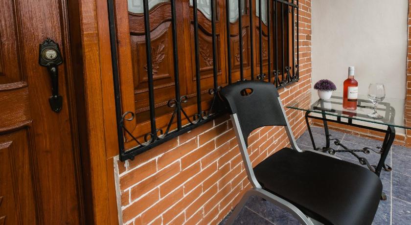 Suite Studio Serviced Apartments photo