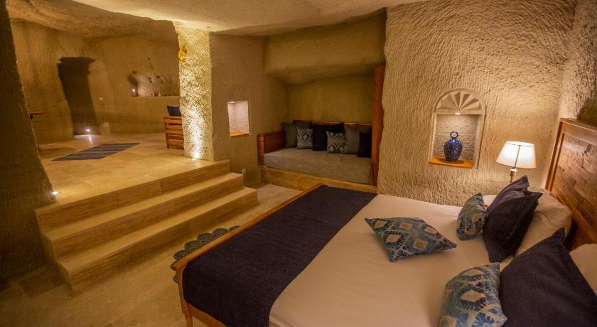 Immagine di Suite Royal in Stile Grotta con Terrazza Privata (Royal Cave Suite with Private Terrace) 4