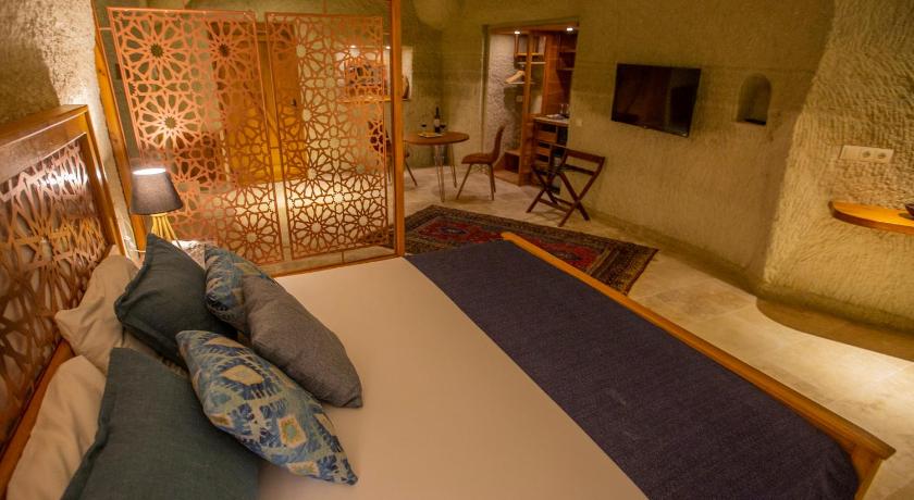 Immagine di Suite Royal in Stile Grotta con Bagno Turco (Royal Cave Suite with Turkish Bath) 4