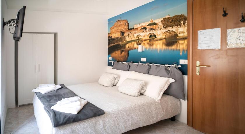 罗马 Merulana Star 3星级 酒店 泳池