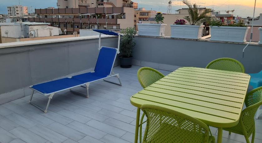 Attico Con Terrazza A Bari — Hotel in Bari