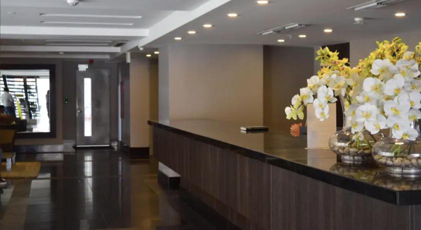 Quo Luxury Room 1 minute to Airport photo