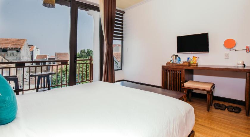 Image of Superior Double City View 1