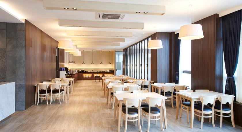 ソウル Hotel MFELICE 3つ星 ホテル レストラン