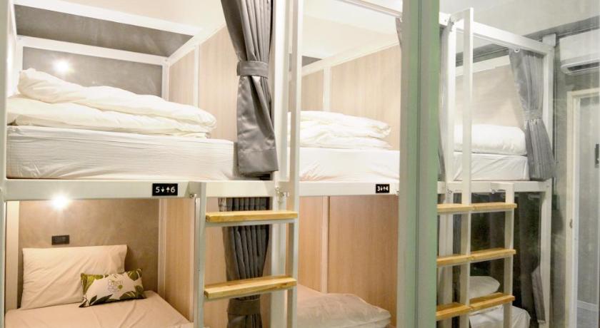 Image of 1 Person in 6-Bed Dormitory - Female Only 5