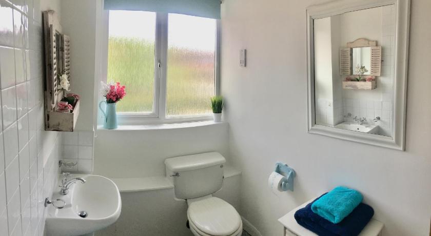 Apple Perch 2BR Flat - Free Parking photo