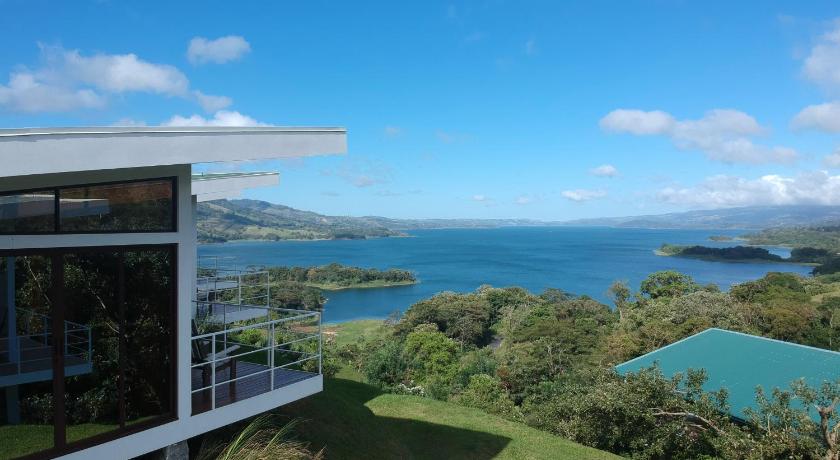Hotel Laguna Arenal photo