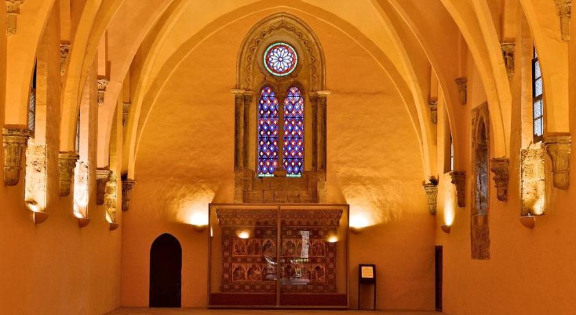 Monasterio De Piedra