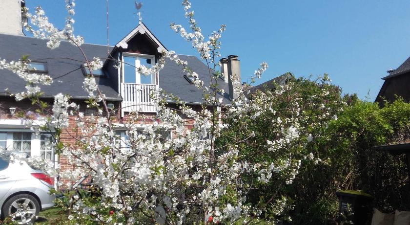 Vacances Paisibles Sur La Cote Fleurie. photo