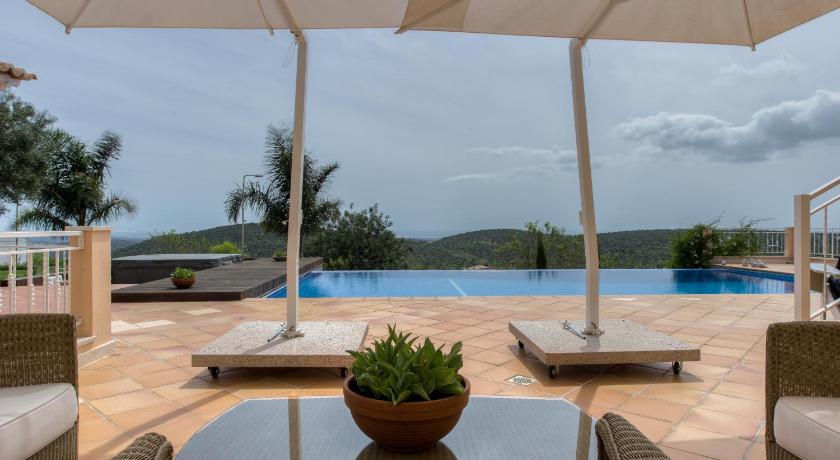 Casa Mocho Branco — Hotel in Loule