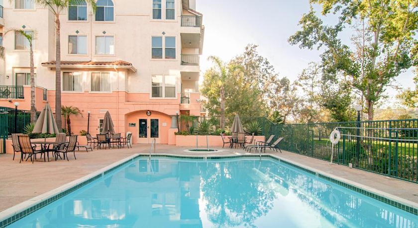 Rio Del Oro Condo in Mission Valley Entire apartment (San