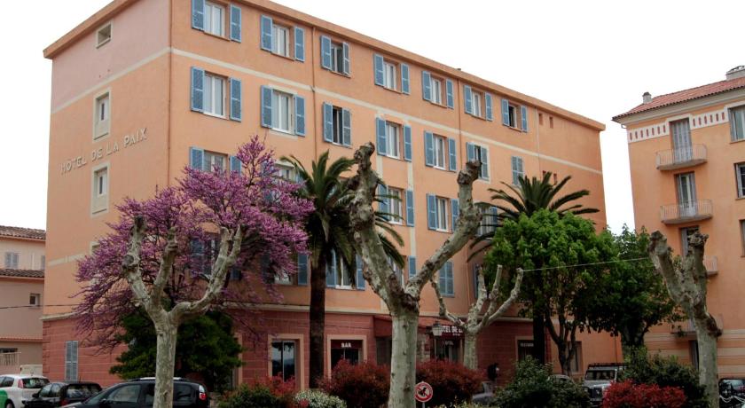 Hotel de La Paix photo